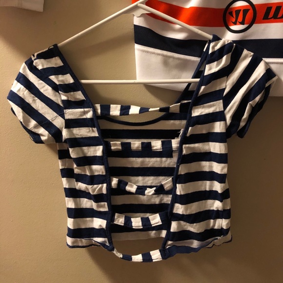 Striped crop top - Picture 2 of 2